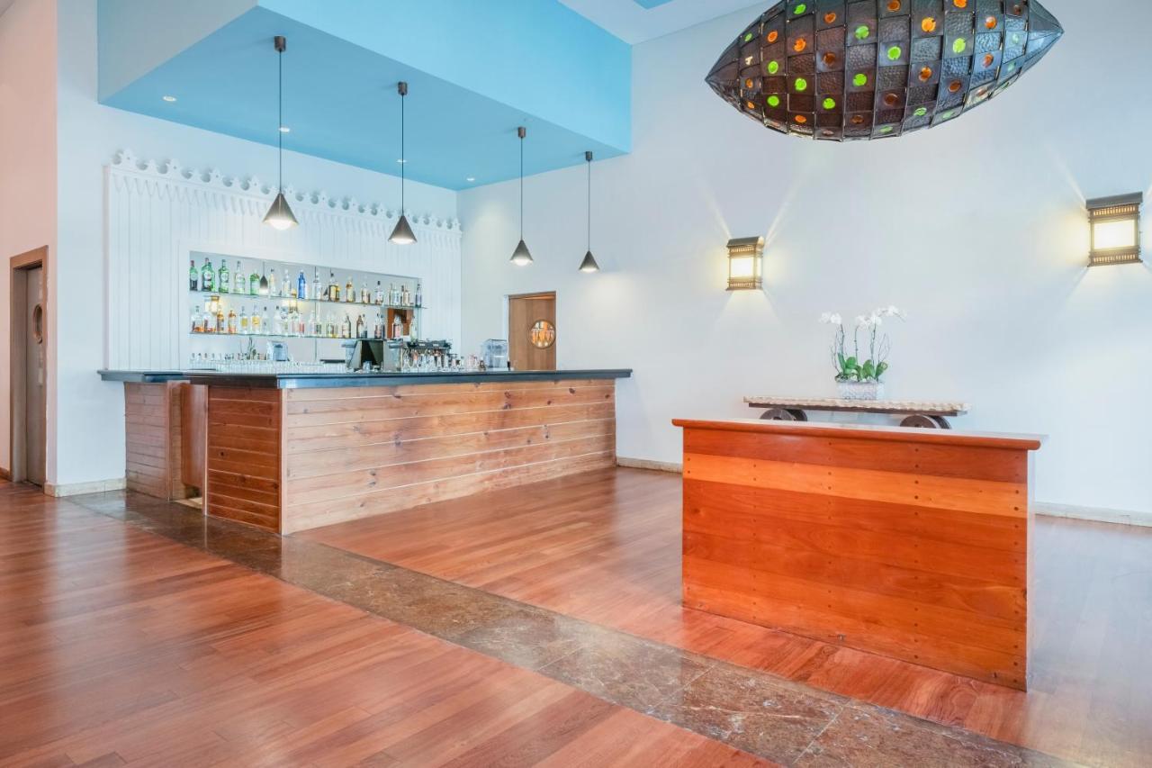 Iberostar Waves Rose Hall Beach Бухта Монтего Экстерьер фото