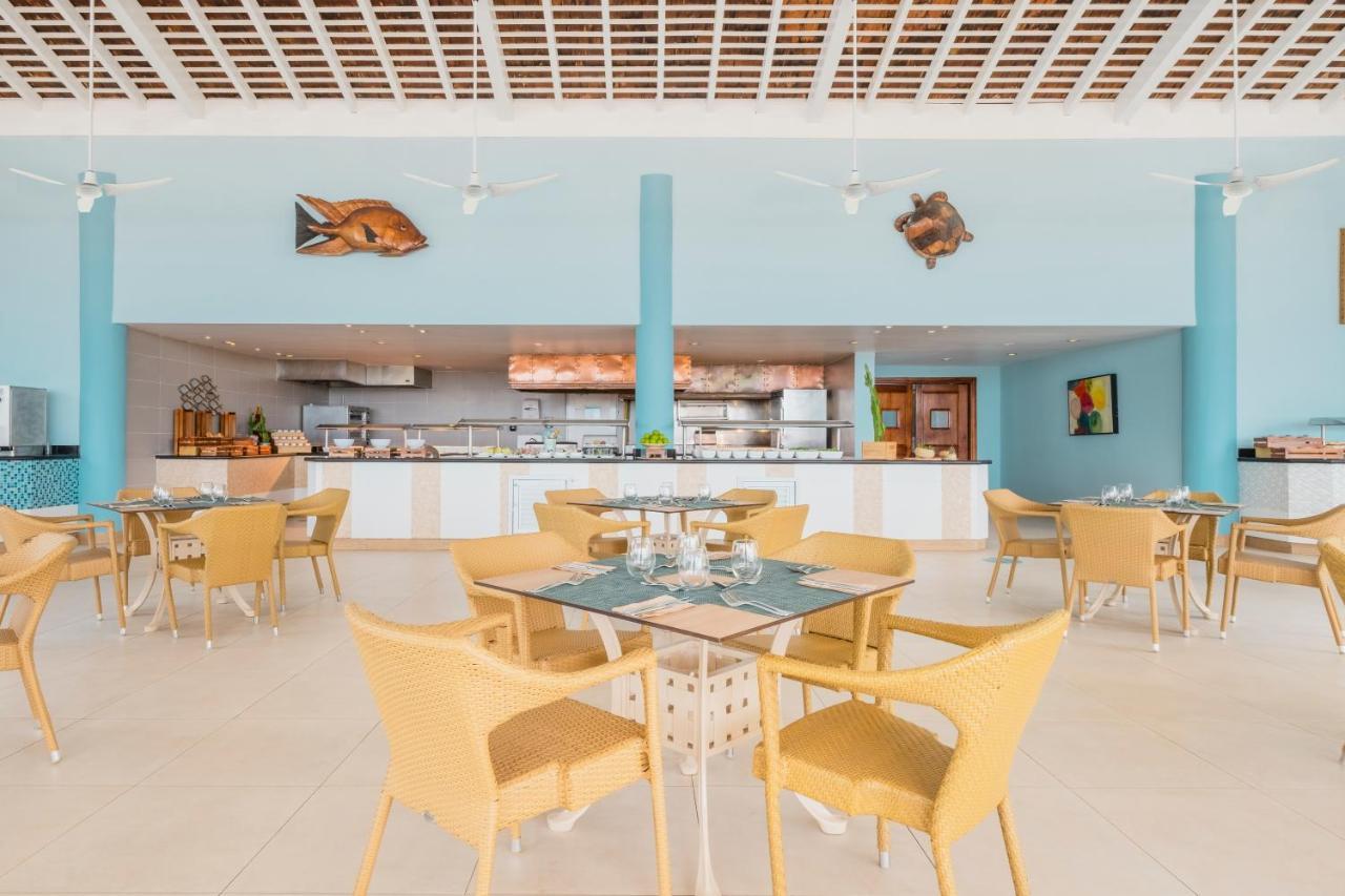 Iberostar Waves Rose Hall Beach Бухта Монтего Экстерьер фото